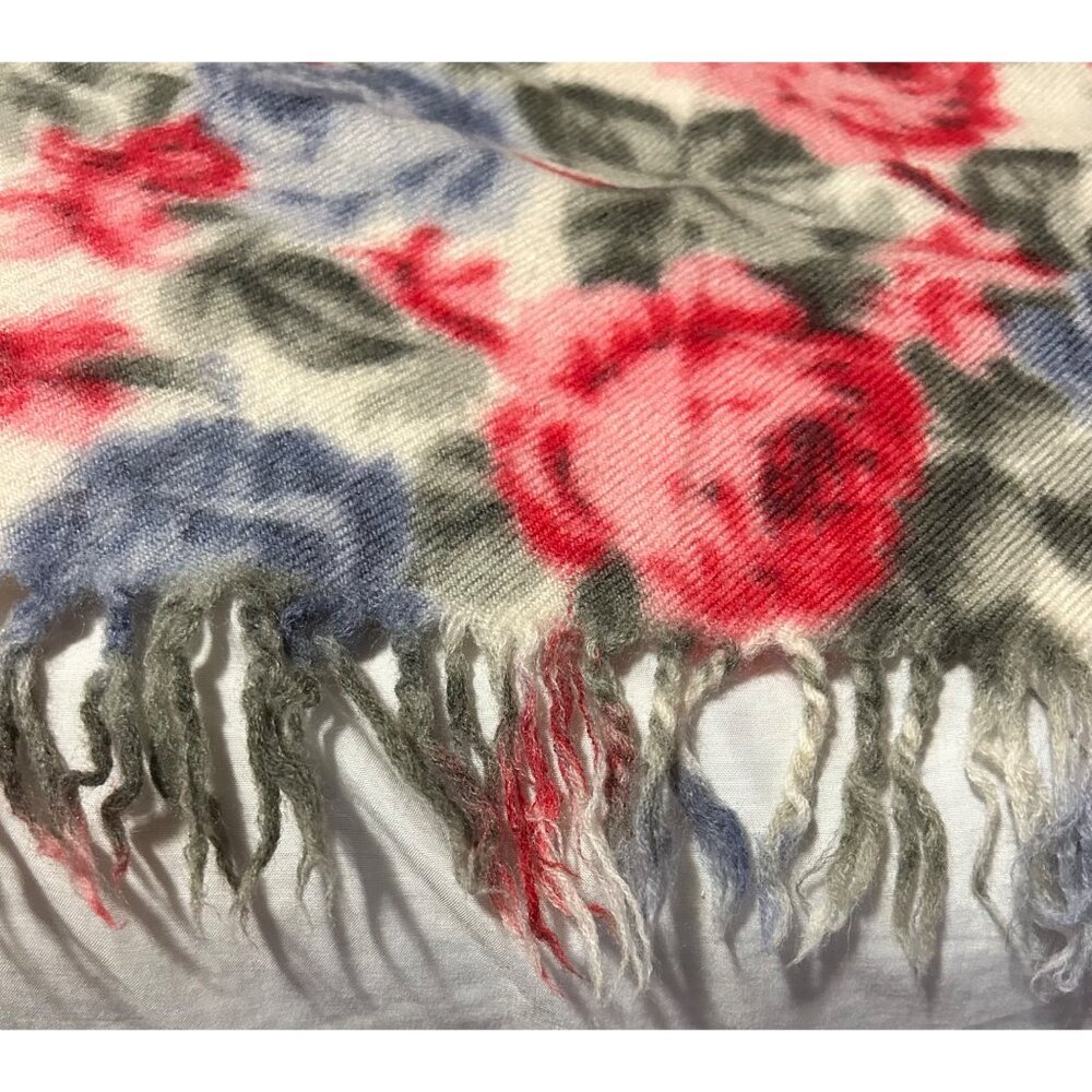 Cecchi E Cecchi Floral Fringed wool throw blanket - Picture 7 of 9